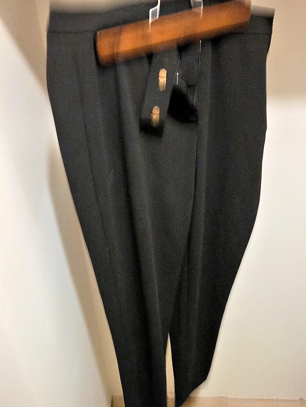 Anne Klein Black Skinny Pants Like New